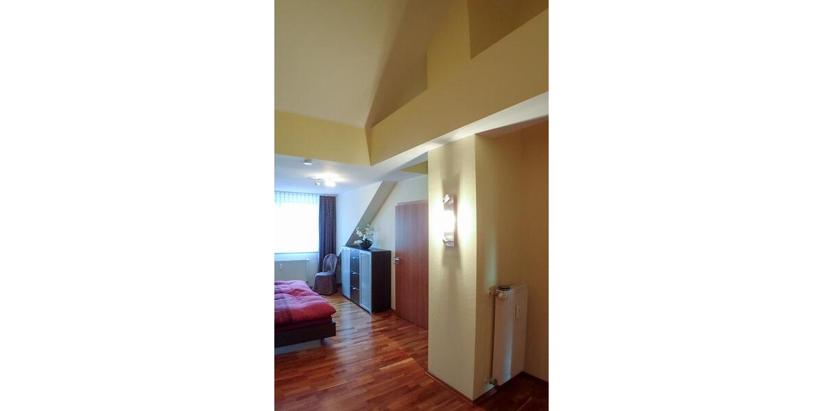 Sonnige 3,5-Zimmer-Dachgeschosswohnung mit Dachterrasse, 105 m² 3.5 zimmer