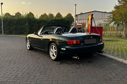 Mazda MX-5 192.000 km 4.800 € Oer-Erkenschwick 45739