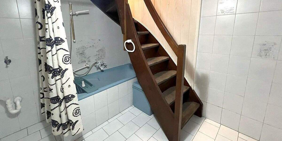 Mehrfamilienhaus, Wohnhaus Bottrop Eigen - 7 Zimmer, 94 m&sup2;, 195.000&euro; | Angebot:24834614