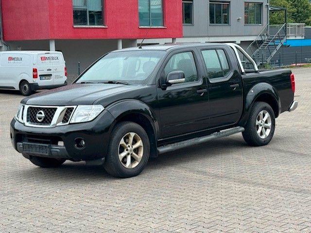 Nissan Navara 374.211 km 7.999 &euro; Wuppertal 42389
