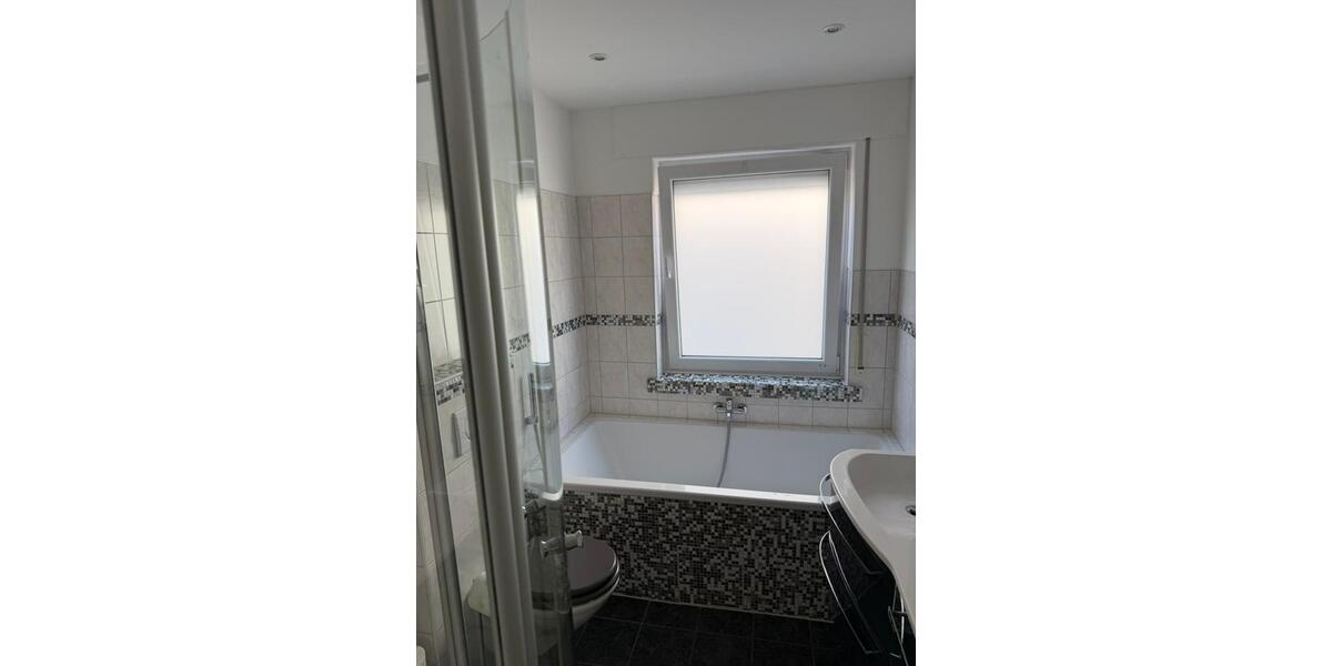 Erdgeschoßwohnung Schwelm - 4 Zimmer, 140 m&sup2;, 589.000&euro; | Angebot:26958682
