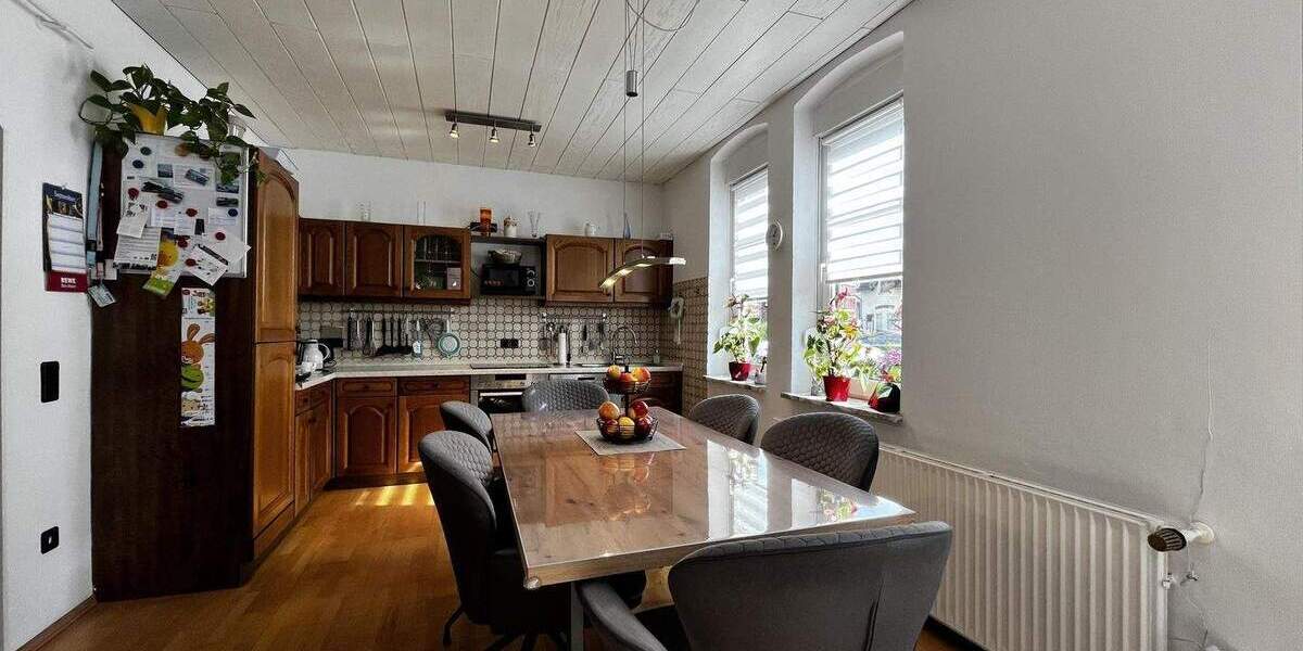 Charmantes Einfamilienhaus mit Kamin, Garten & Stellplätzen in Bochum 4 zimmer