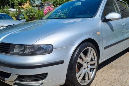 Seat Leon 137.000 km 5.000 &euro; Dortmund 44359