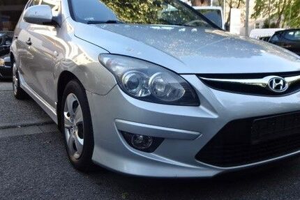 Hyundai i30 150.600 km 2.800 &euro; Essen 45276