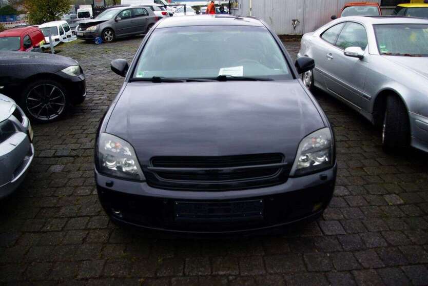 Opel Vectra 155.000 km 4.400 € Bottrop 46242