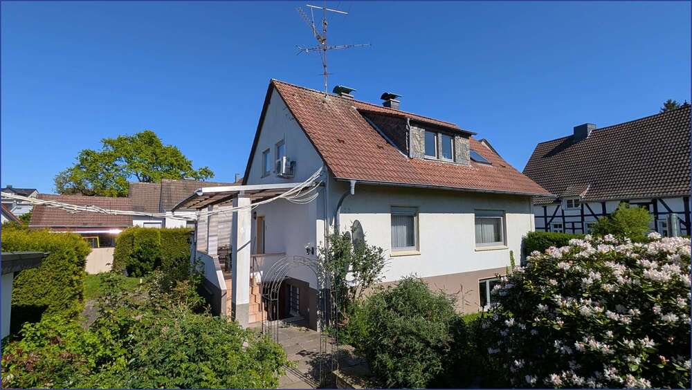 Einfamilienhaus Hattingen / Baak Baak - 8 Zimmer, 213 m&sup2;, 449.000&euro; | Angebot:26913110