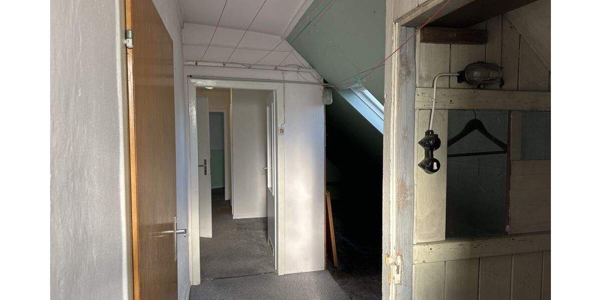 Mehrfamilienhaus, Wohnhaus Dortmund / Kirchhörde Kirchhörde - 9 Zimmer, 271 m&sup2;, 549.000&euro; | Angebot:25226859