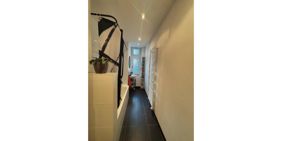 Etagenwohnung Essen Stadtbezirk II - 3 Zimmer, 97 m&sup2;, 1.095&euro; | Angebot:25394270