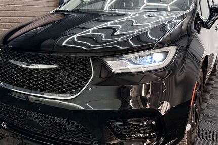 Chrysler Pacifica 19.500 km 37.990 &euro; Bochum 44809