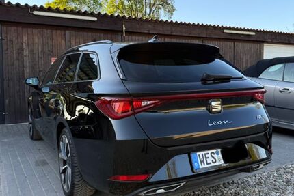 Seat Leon 42.800 km 25.250 &euro; Voerde 46562