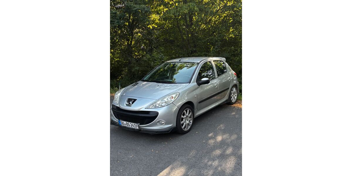 Peugeot 206 169.000 km 2.199 &euro; Duisburg 47167