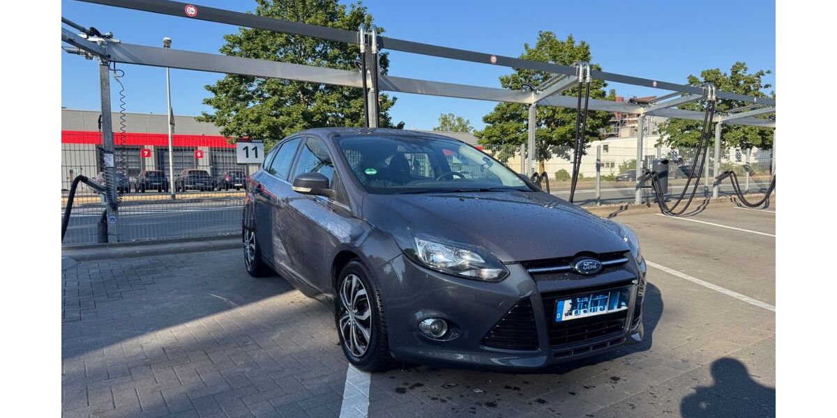 Ford Focus 197.000 km 5.150 &euro; Witten 58453