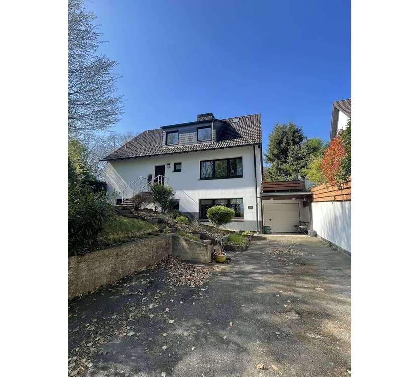 Haus zum Kaufen in Essen 649.000 € 230 m²