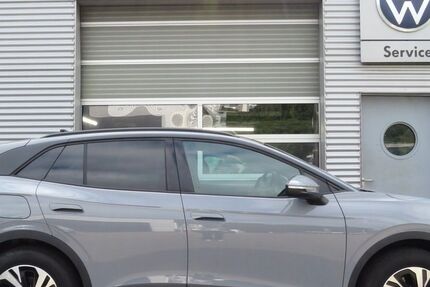 VW ID.4 8.756 km 32.990 &euro; Essen 45307