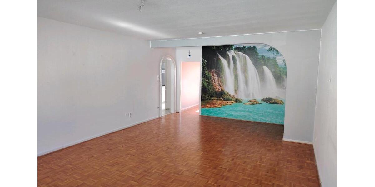 Etagenwohnung Duisburg Walsum - 5 Zimmer, 120 m&sup2;, 1.500&euro; | Angebot:25292814