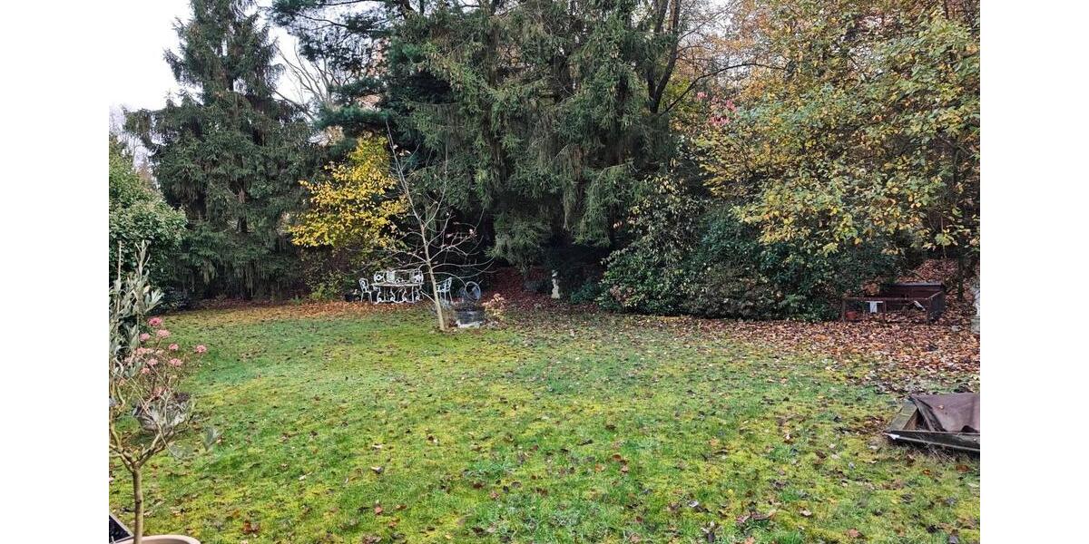 Haus zu verkaufen - 70er Jahre Bungalow am Haardrand 8 zimmer