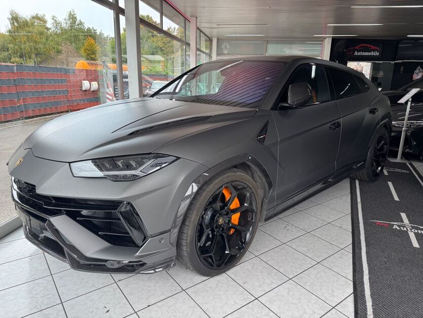 Lamborghini Urus 81.252 km 255.850 € Gladbeck 45968