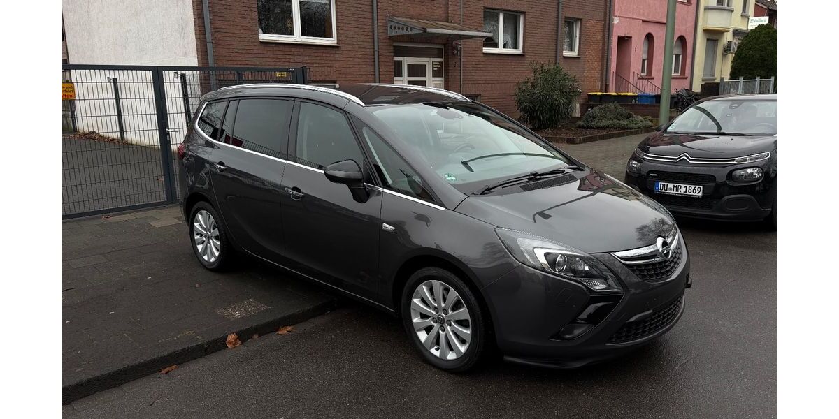 Opel Zafira 191.000 km 5.999 &euro; Duisburg 47226