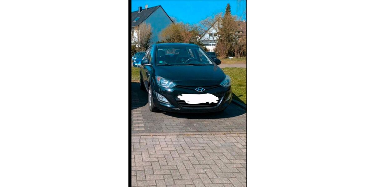 Hyundai i20 110.000 km 3.900 &euro; Dortmund 44369
