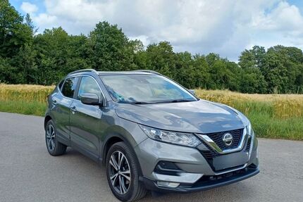 Nissan Qashqai 49.000 km 16.590 &euro; Essen 45219