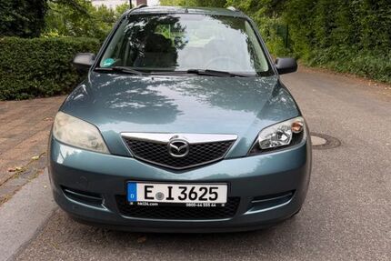 Mazda 2 136.800 km 2.100 &euro; Essen 45329