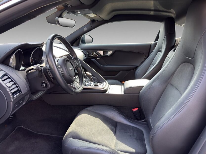 F-Type V6 Autom. Leder Bi- Xenon Kamera Motor !