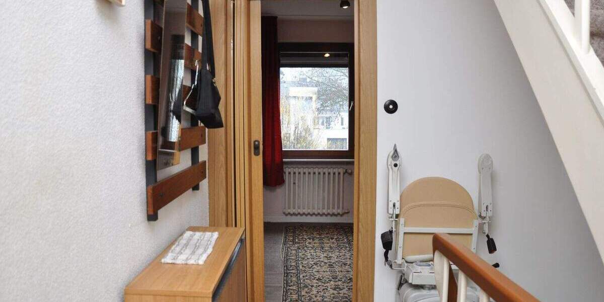 Reihenendhaus Duisburg Hochemmerich - 5 Zimmer, 87 m&sup2;, 249.000&euro; | Angebot:25390877