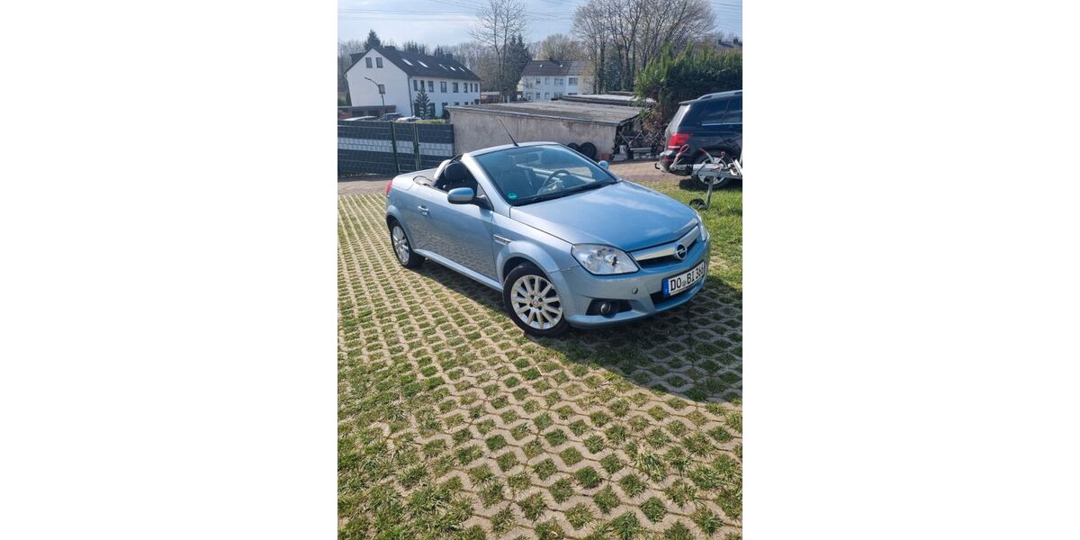 Opel Tigra 122.900 km 1.700 &euro; Dortmund 44369