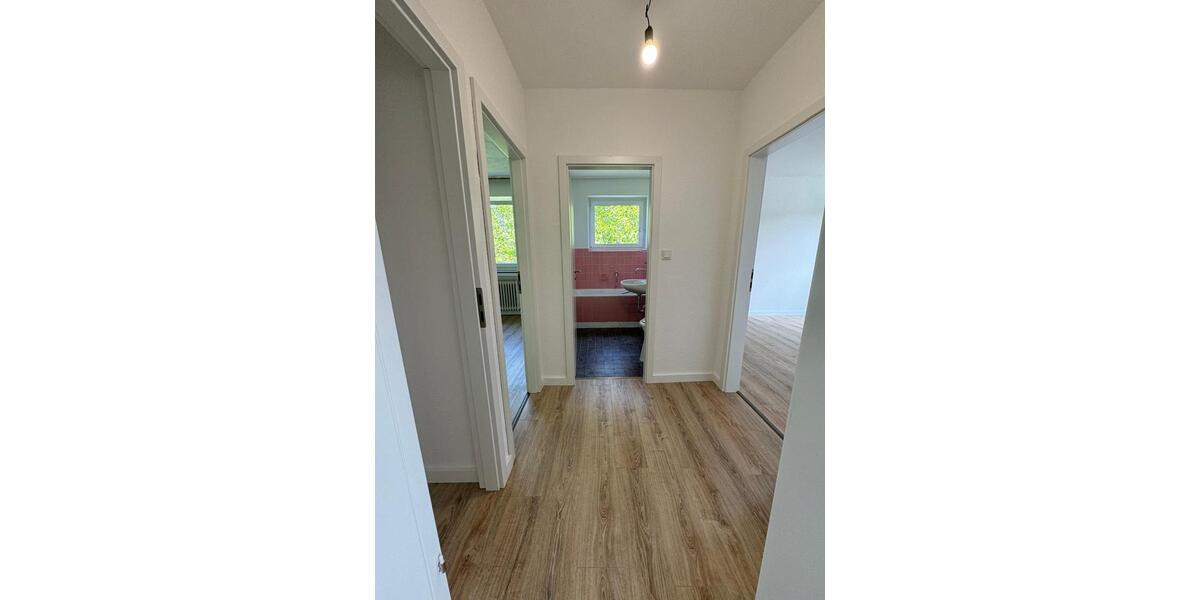 Etagenwohnung Heiligenhaus - 3 Zimmer, 67 m&sup2;, 750&euro; | Angebot:26194921