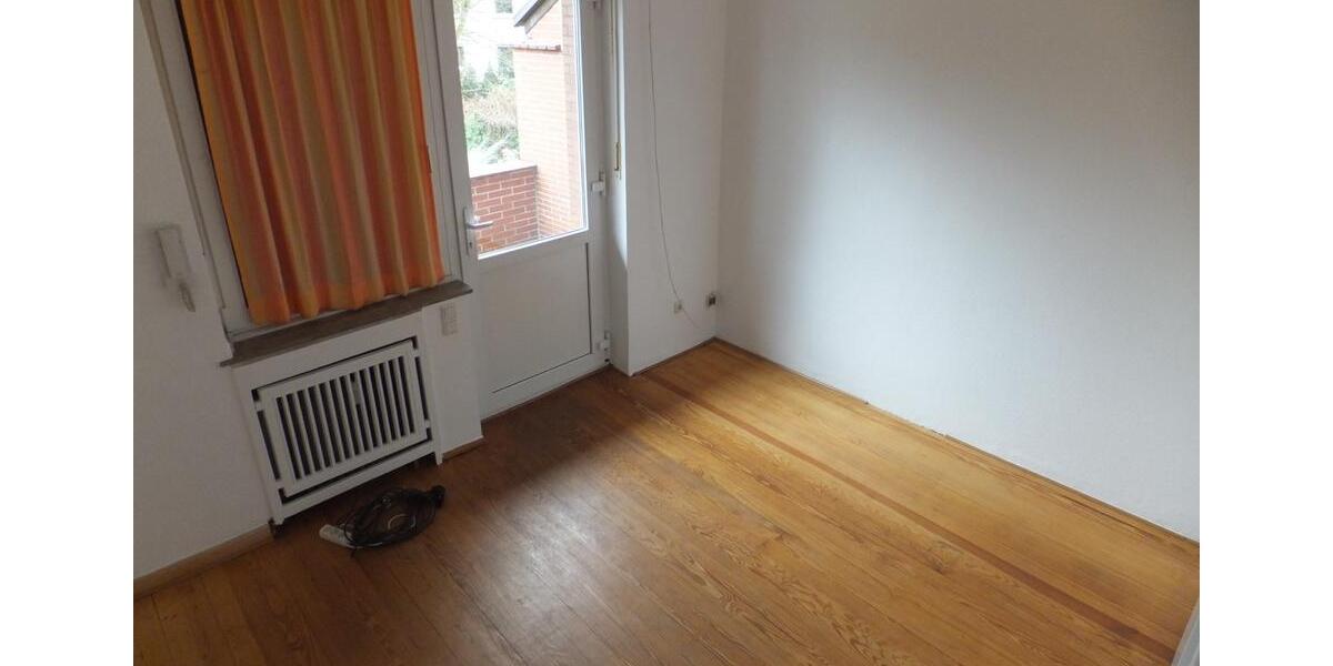 Dachgeschoßwohnung Bochum Bochum-Ost - 3.5 Zimmer, 87 m&sup2;, 1.000&euro; | Angebot:26414534