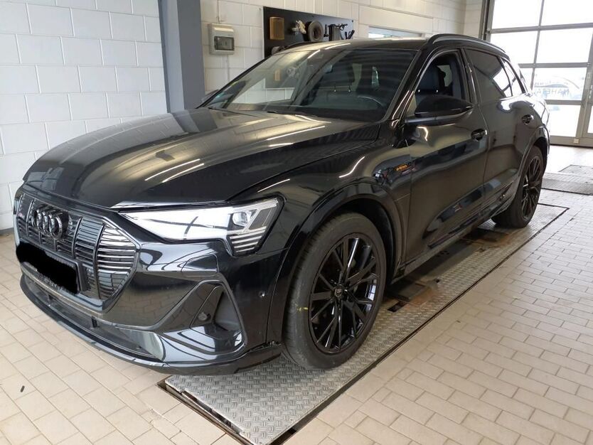 Audi e-tron 65.889 km 33.845 € Hagen 58091