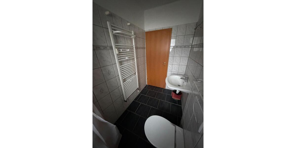 Etagenwohnung Essen Stadtbezirk VI - 4 Zimmer, 100 m&sup2;, 1.000&euro; | Angebot:25596582