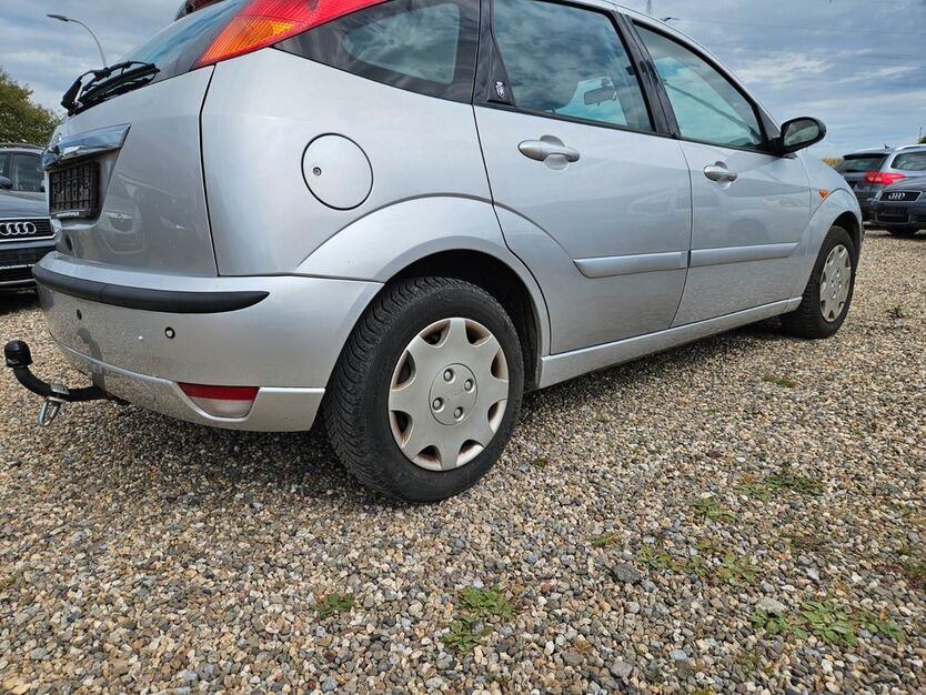 Ford Focus 90.000 km 2.980 € Rheinberg 47495