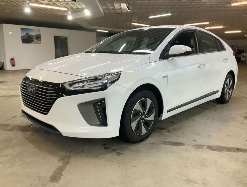 Hyundai IONIQ 88.146 km 11.800 € Essen 45139