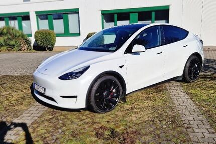 Tesla Model Y 86.000 km 35.000 &euro; Dortmund 44319