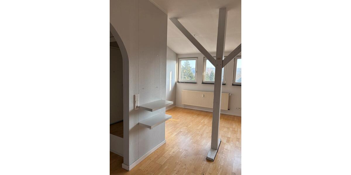 Dachgeschoßwohnung Wuppertal Gemarkung Nächstebreck - 2.5 Zimmer, 63 m&sup2;, 660&euro; | Angebot:25420338