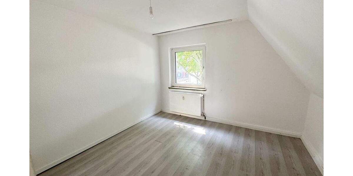 EIN- ODER ZWEIFAMILIENHAUS MIT GARTEN IN GUTER LAGE VON DORTMUND-NETTE 5 zimmer