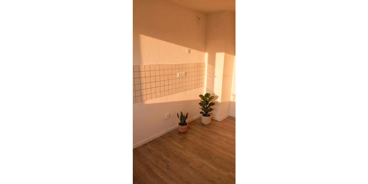 Etagenwohnung Gelsenkirchen Ückendorf - 4 Zimmer, 75 m&sup2;, 562&euro; | Angebot:26350540