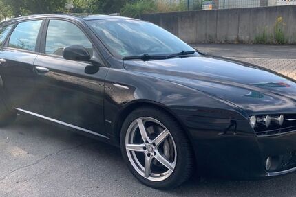 Alfa Romeo 159 150.000 km 7.499 € Witten 58454
