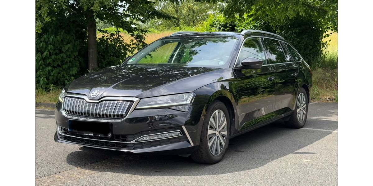 Skoda Superb 130.000 km 19.199 &euro; Oberhausen 46145