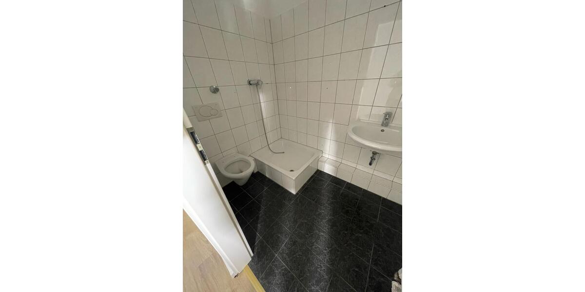 Etagenwohnung Wuppertal Arrenberg - 1 Zimmer, 39 m&sup2;, 455&euro; | Angebot:26169957