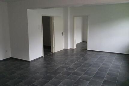 Wohnung Gelsenkirchen Gelsenkirchen-Mitte - 2 Zimmer, 75 m&sup2;, 500&euro; | Angebot:26336445