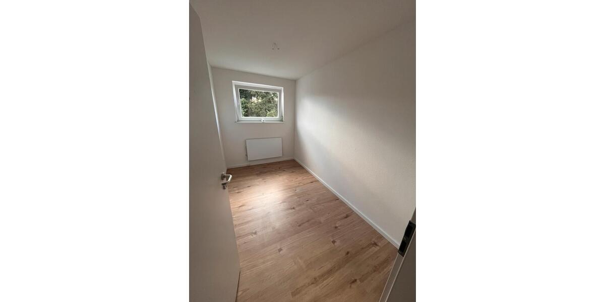 Lichtdurchflutet 2.5 Zimmerwohnung zimmer