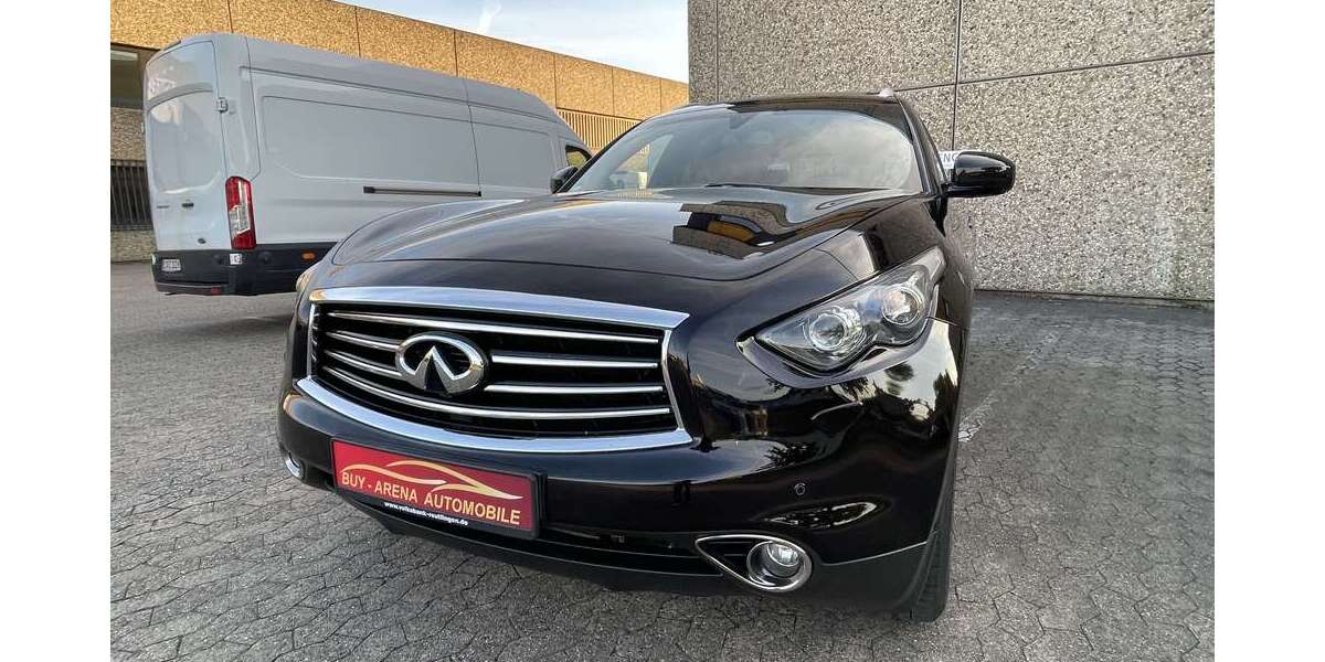 INFINITI QX70 250.000 km 13.900 &euro; Essen 45356