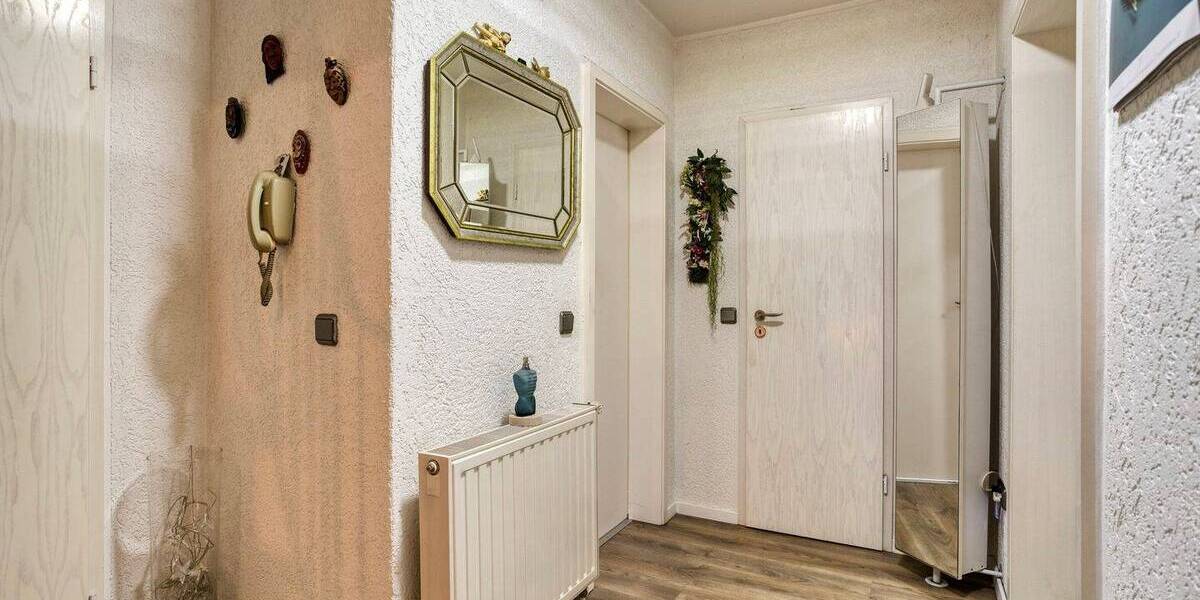 Reihenendhaus Mülheim an der Ruhr Mitte-Ost - 7 Zimmer, 184 m&sup2;, 559.000&euro; | Angebot:23935655