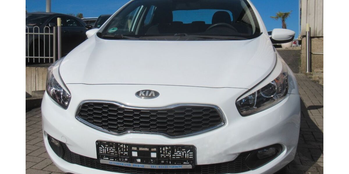 Kia ceed / Ceed 84.654 km 7.490 &euro; Herne 44653