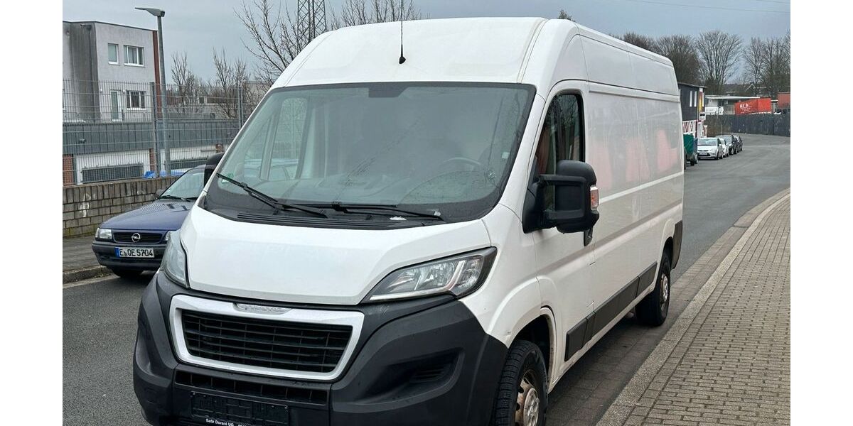 Peugeot Boxer 213.000 km 8.950 &euro; Essen 45277