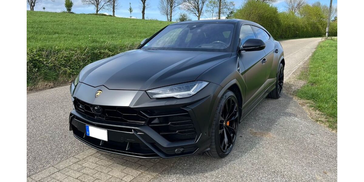 Lamborghini Urus 61.889 km 195.000 &euro; Velbert 42551