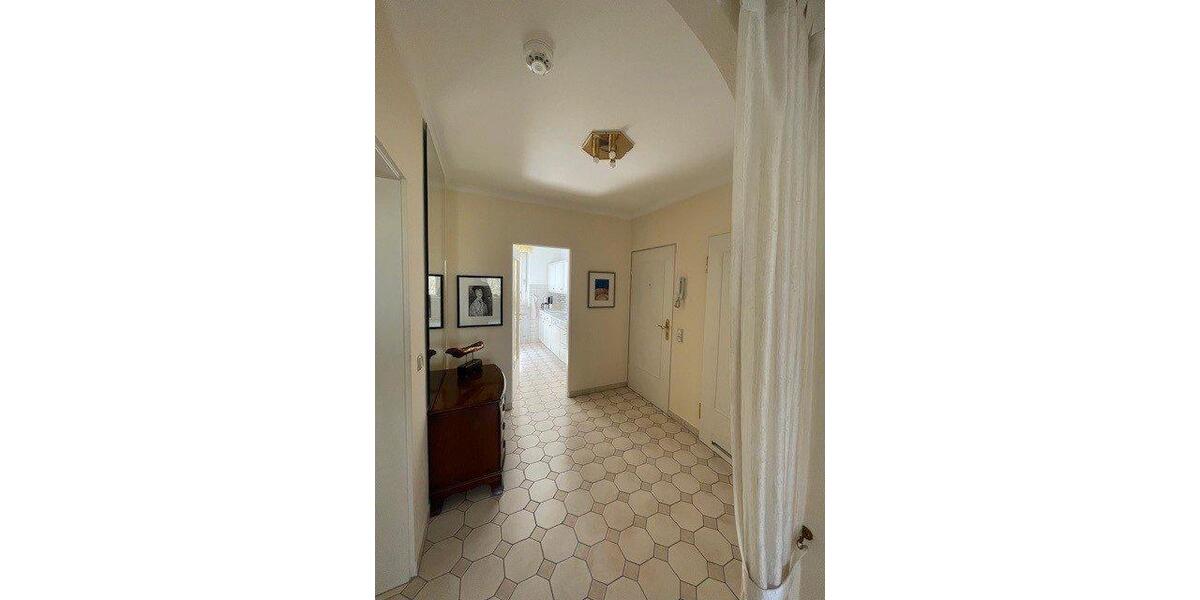 Etagenwohnung Velbert Pöthen - 3 Zimmer, 97 m&sup2;, 730&euro; | Angebot:26182865