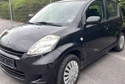 Daihatsu Sirion 177.000 km 2.650 &euro; Wuppertal 42389